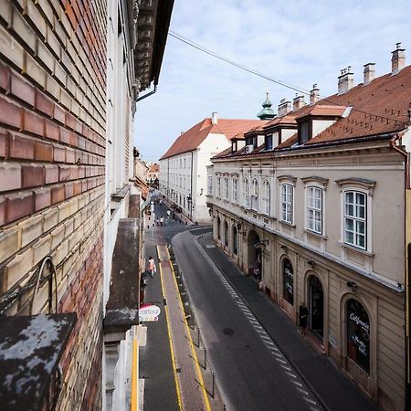 Gold Apartment - Gyor Exterior photo