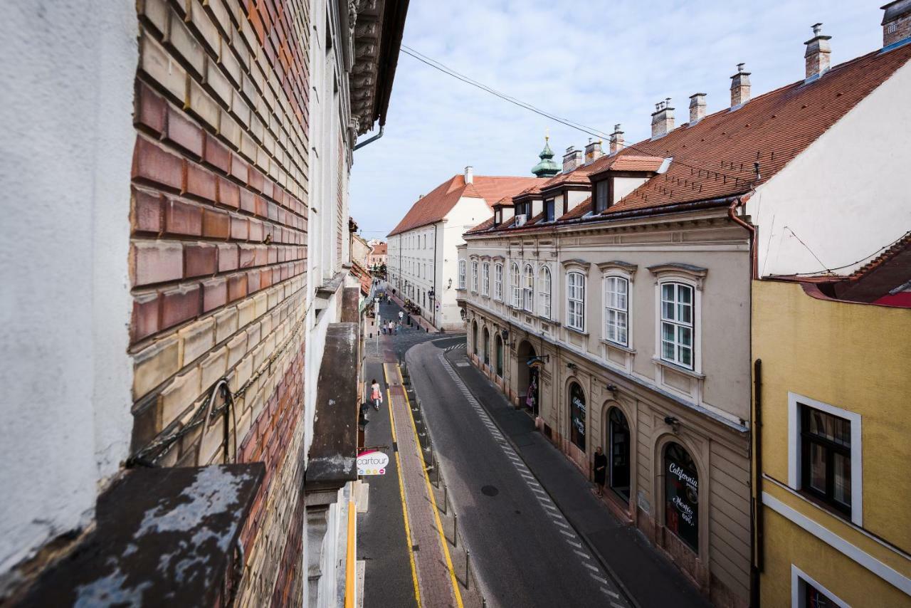 Gold Apartment - Gyor Exterior photo
